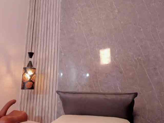 Eva-milfxxx webcam