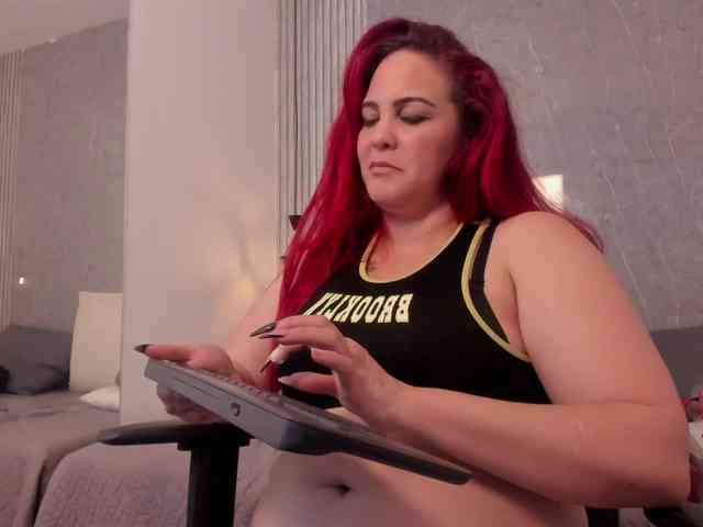 Eva-milfxxx webcam