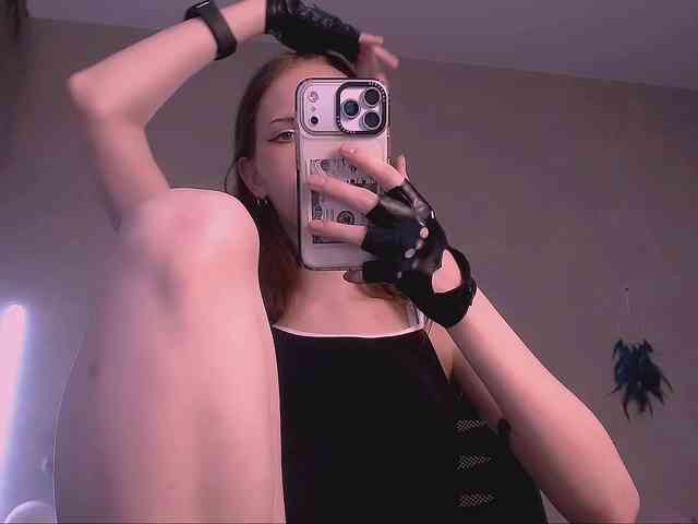 Pussywithoutpuss... Live Webcam on BongaCams
