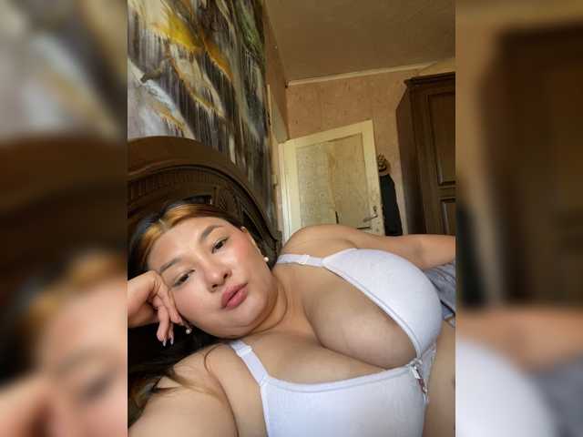 Sakura555 live cam on BongaCams