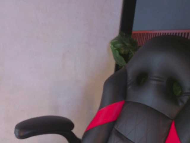 Gaviluc live cam on BongaCams