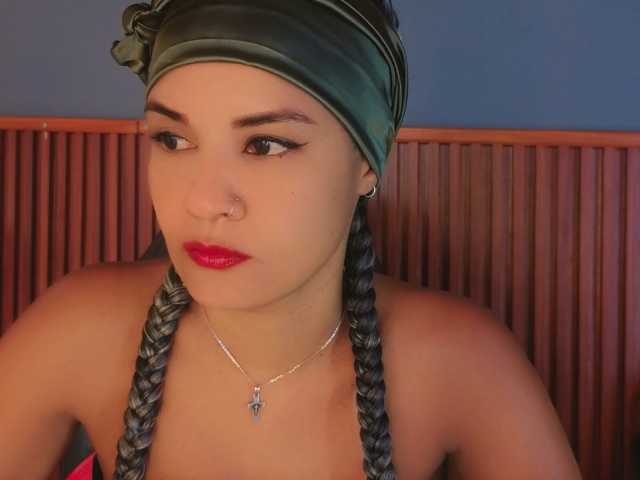 Gaviluc live cam on BongaCams