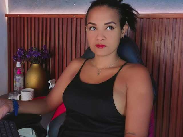 Gaviluc live cam on BongaCams