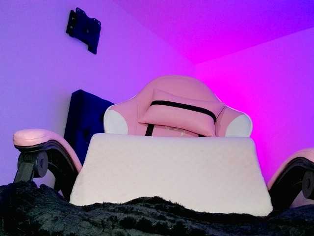 CyberMich live cam on BongaCams