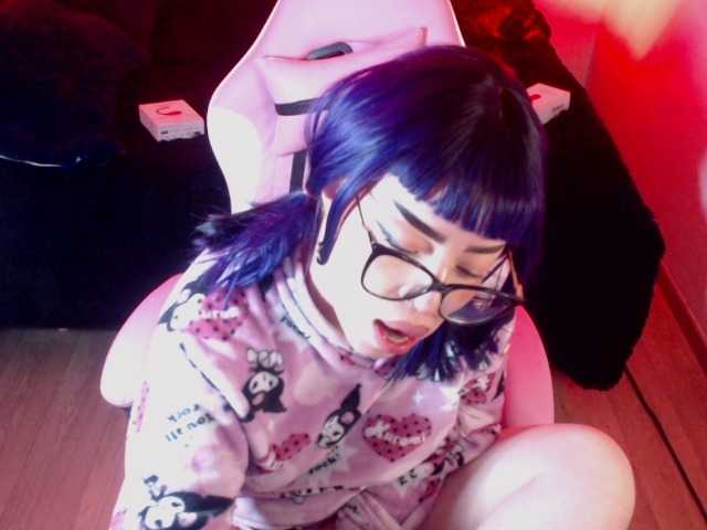 CyberMich live cam on BongaCams