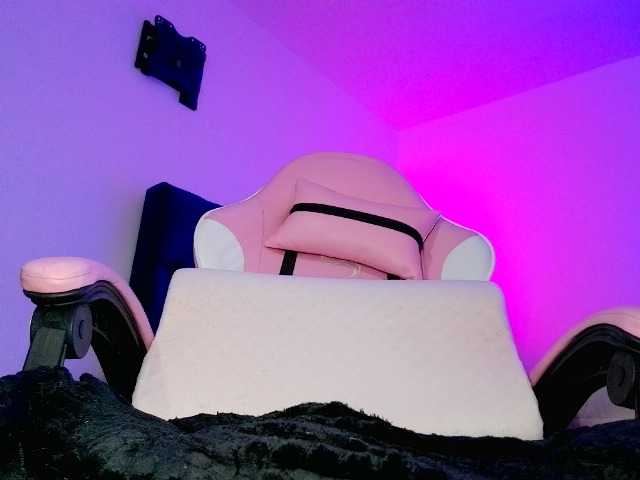 CyberMich live cam on BongaCams