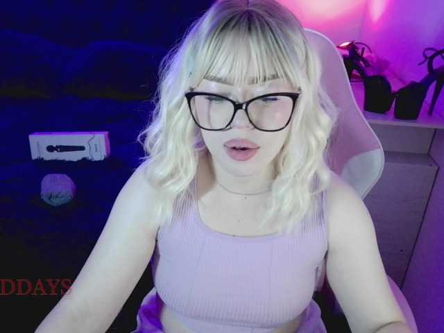 CyberMich live cam on BongaCams