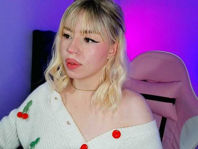 CyberMich live cam on BongaCams