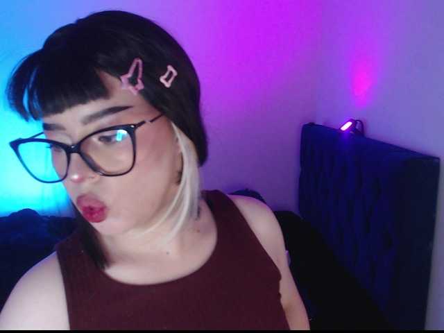 CyberMich live cam on BongaCams
