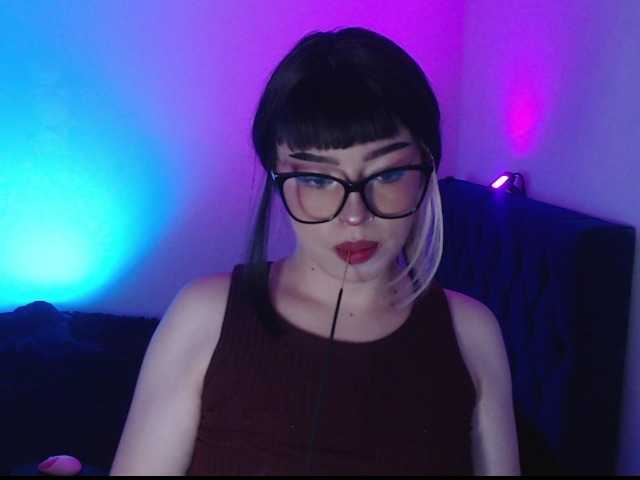 CyberMich live cam on BongaCams