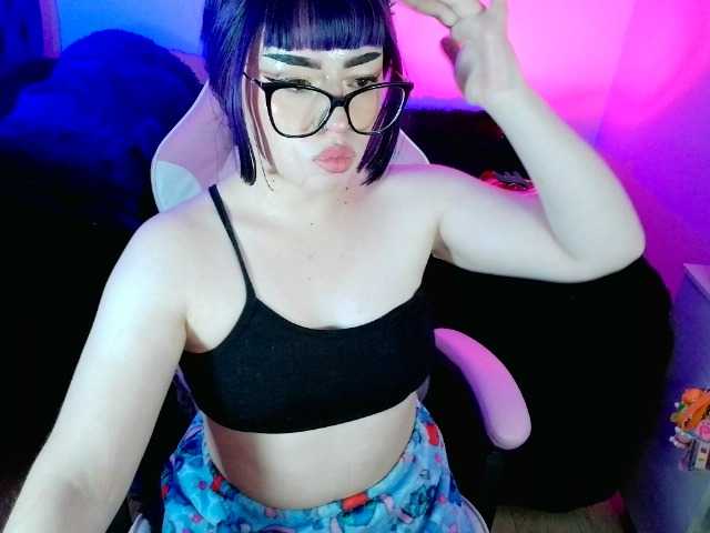 CyberMich live cam on BongaCams