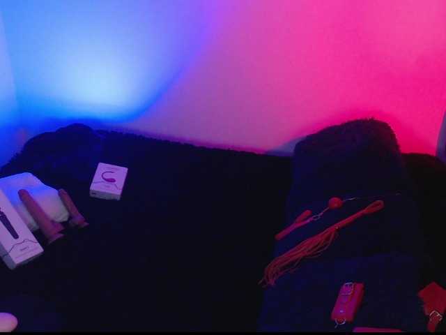 CyberMich live webcam show