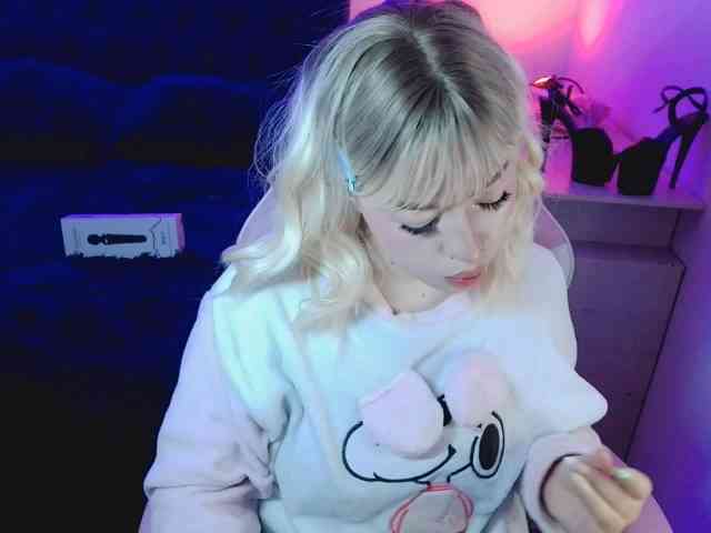 CyberYukii webcam