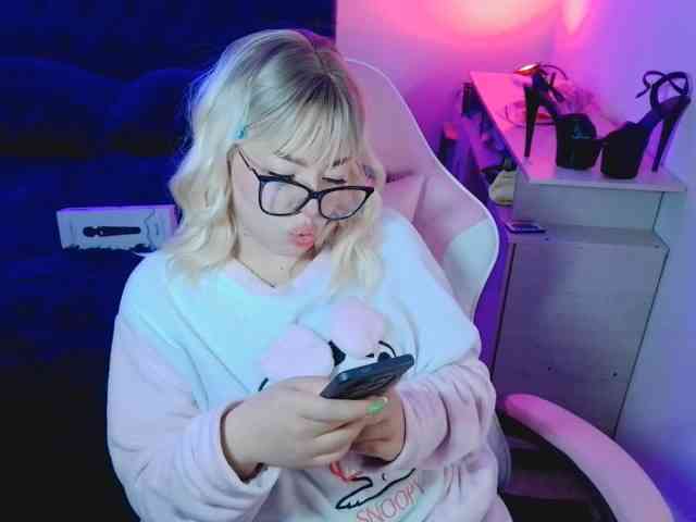 CyberYukii webcam