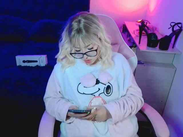 CyberYukii webcam
