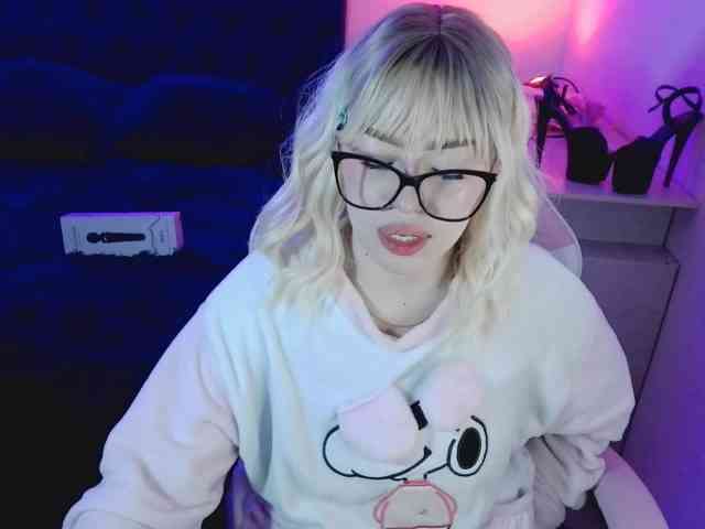CyberYukii webcam