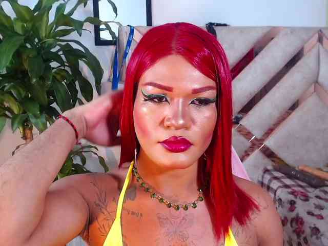 SARA_DIRTY_BIGCOCK