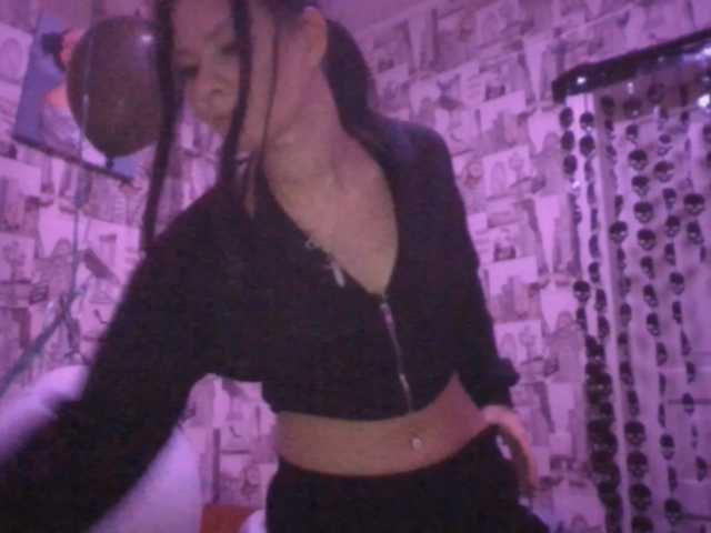 RenitaEckl live cam on BongaCams