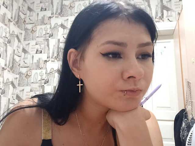 RenitaEckl live cam on BongaCams