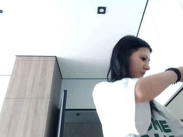 RenitaEckl live cam on BongaCams