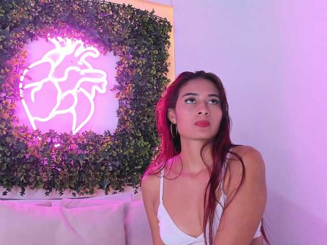 violetaRocher live cam on BongaCams