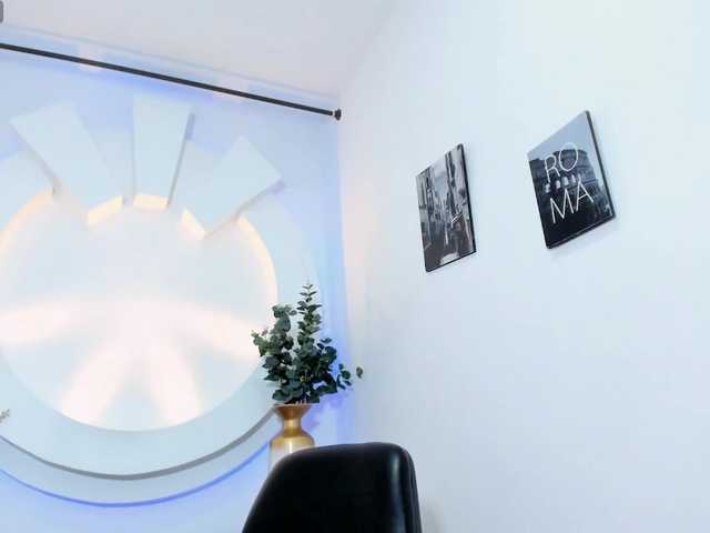 violetaRocher live cam on BongaCams