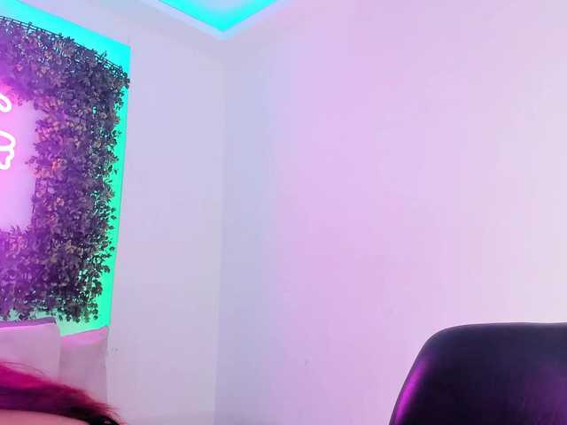 violetaRocher live cam on BongaCams