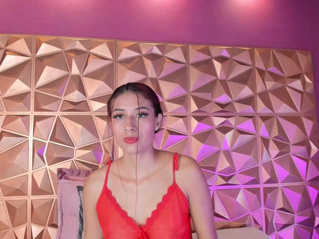 violetaRocher live cam on BongaCams
