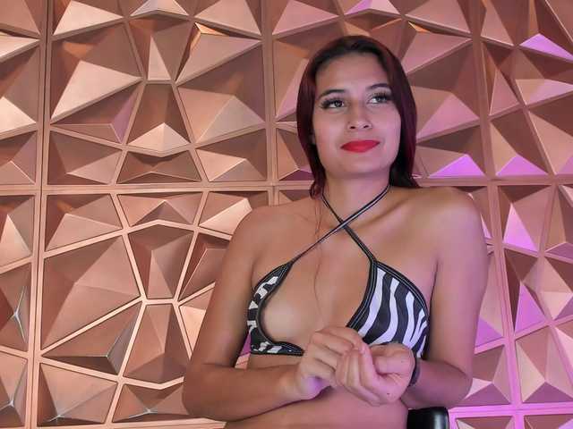 violetaRocher live cam on BongaCams