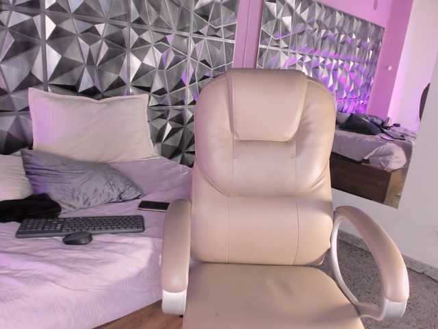 violetaRocher live cam on BongaCams