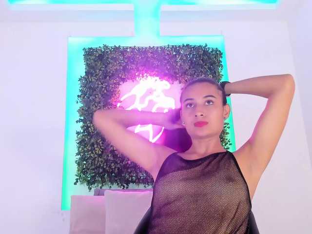 violetaRocher live cam on BongaCams