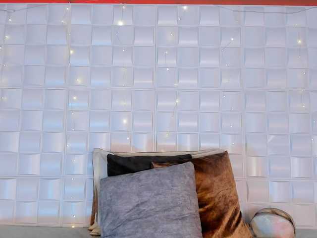 violetaRocher live cam on BongaCams