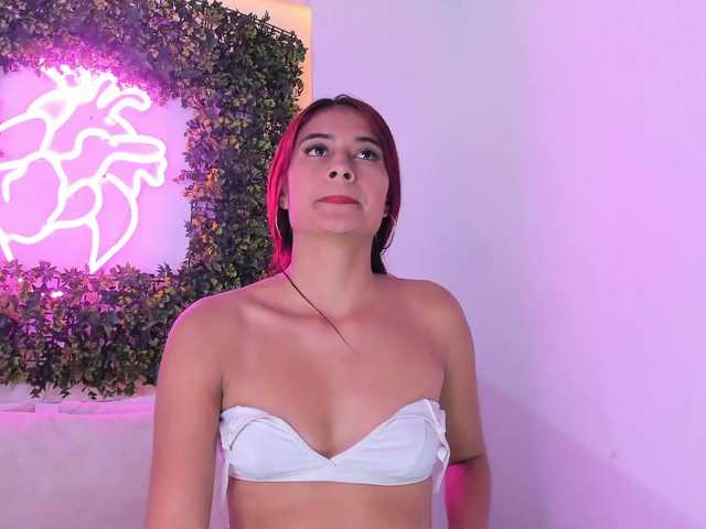 violetaRocher live webcam show