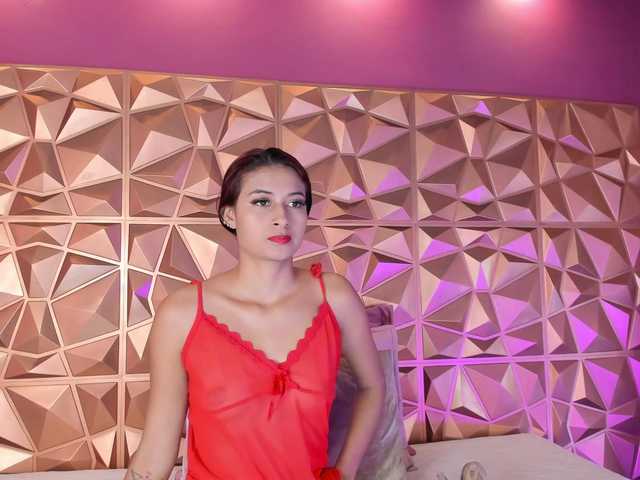 violetaRocher live cam on BongaCams