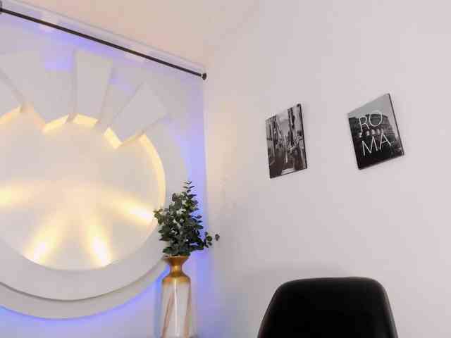 violetaRocher webcam