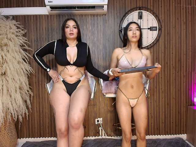 LaraAndDanna live webcam show