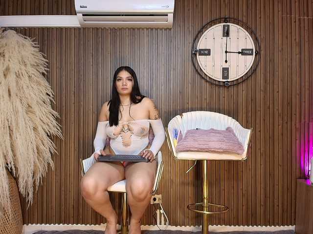 LaraAndDanna live cam on BongaCams