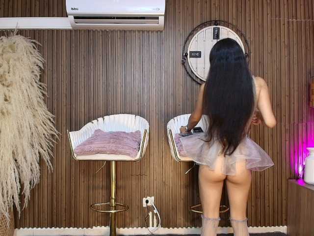 LaraAndDanna live cam on BongaCams
