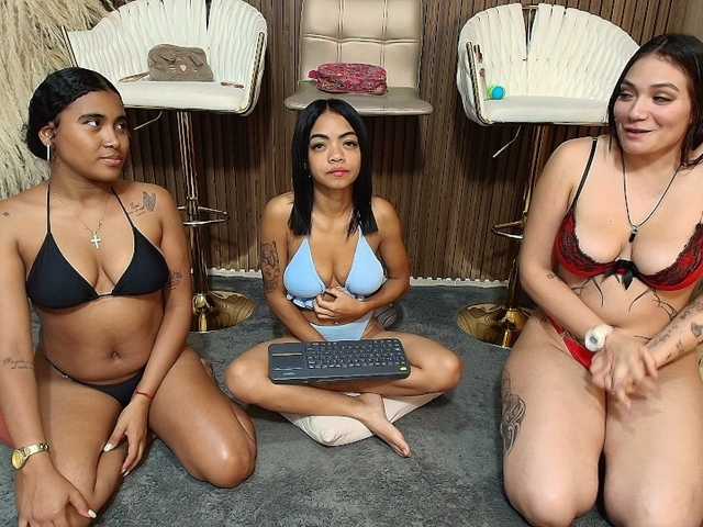 LaraAndDanna