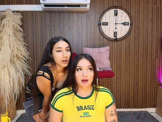 LaraAndDanna