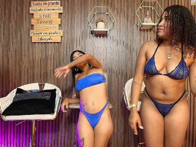 LaraAndDanna Live Webcam on BongaCams