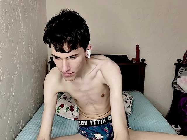 GoodBoy-Luca live webcam show