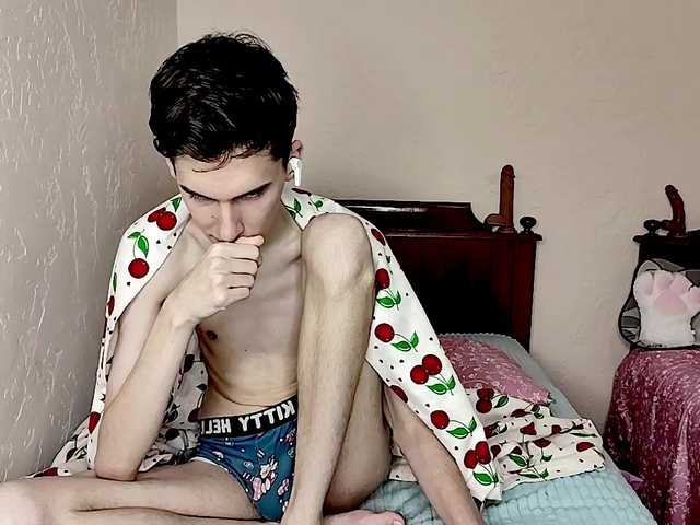 GoodBoy-Luca — live male cam