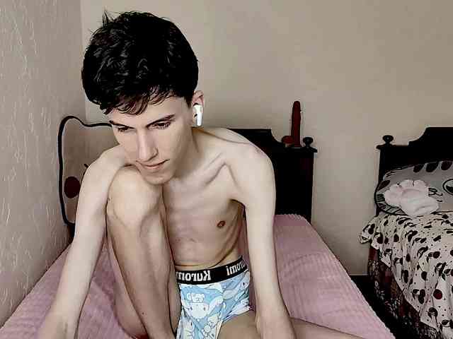 Good-Boy-Luca Sex Cam Show