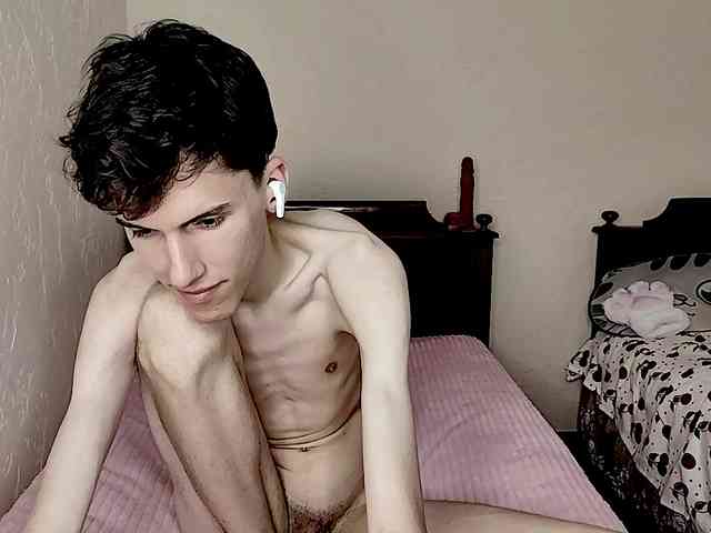 Good-Boy-Luca Sex Cam Show