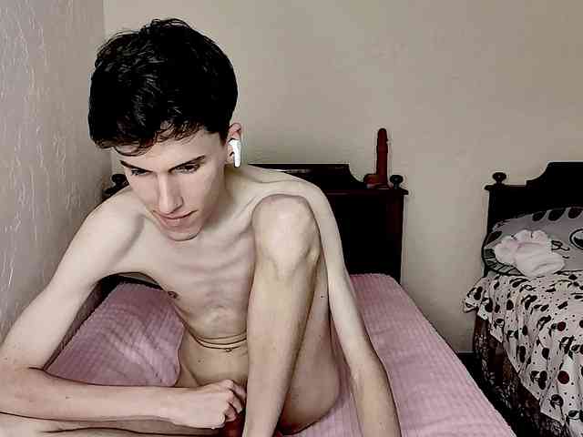 Good-Boy-Luca Sex Cam Show