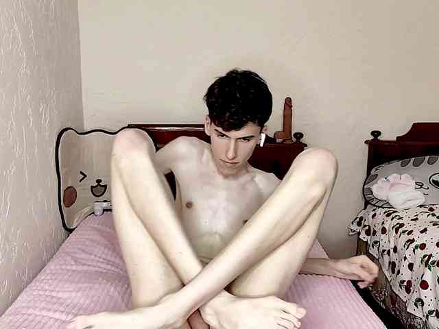 Good-Boy-Luca Sex Cam Show