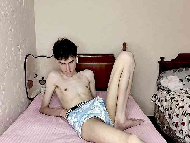 Good-Boy-Luca Sex Cam Show