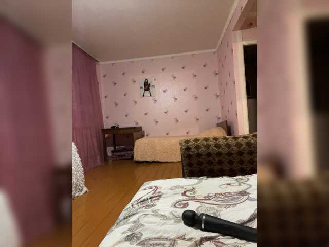 Margo--1 live cam on BongaCams