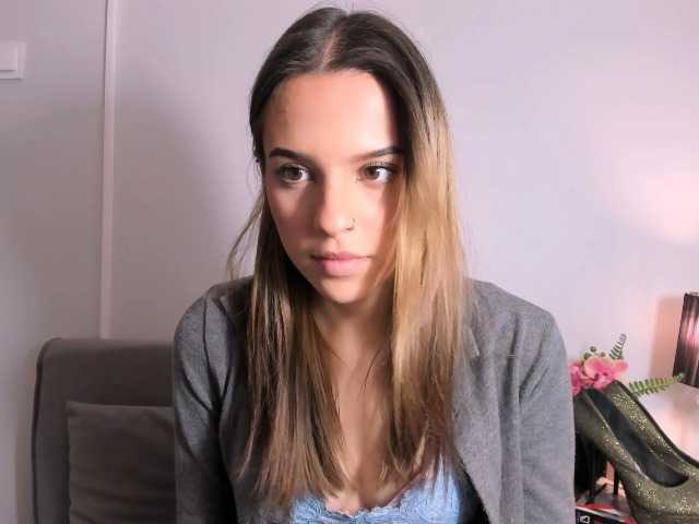HarperDelicate — live female cam